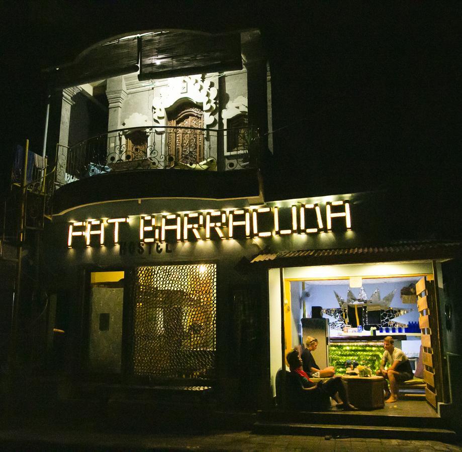 Fat Barracuda Hostel Padangbai  Kültér fotó
